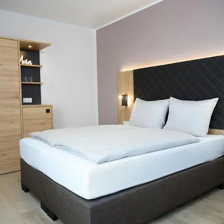 Preyt -self Check In- Hotell Holtland